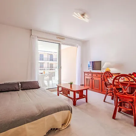 Apartment Les Calanques Du Parc-8 By Interhome *