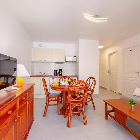 Les Calanques Du Parc-8 By Interhome